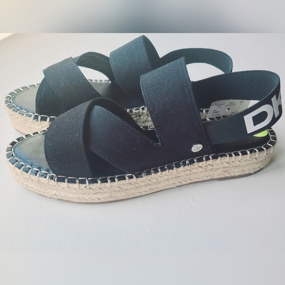 DKNY Black strappy Platform Espadrille Sandals Size 9 NWT - Picture 5 of 9